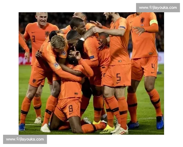 橙衣风暴席卷巴西荷兰五球痛击西班牙的世界杯之夜历史性逆转开幕战