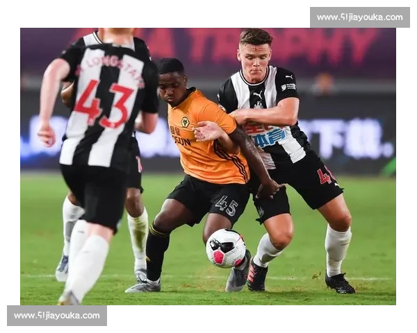 根特对阵基辅迪纳摩比分揭晓强强对话引爆欧战焦点之夜精彩回顾